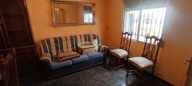 Foto 2 de Casa en venda a Villanueva del Arzobispo de 5 habitacions amb terrassa i balcó