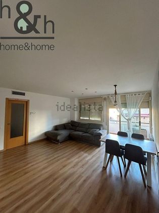 Foto 2 de Pis en venda a Centre - Torredembarra de 4 habitacions amb garatge i balcó