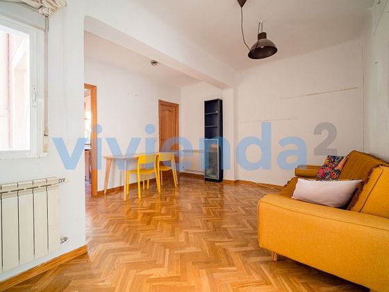 Foto 1 de Venta de piso en Ventas de 2 habitaciones con terraza y aire acondicionado