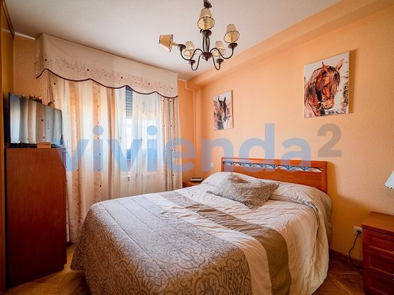 Foto 2 de Àtic en venda a Ventas de 3 habitacions amb terrassa i piscina