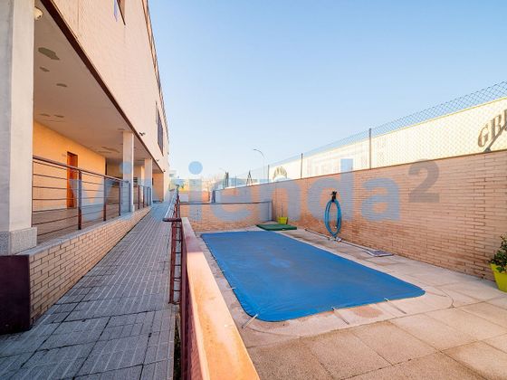 Foto 2 de Venta de local en Rejas con piscina y garaje