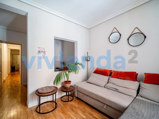 Foto 2 de Pis en venda a Universidad - Malasaña de 2 habitacions amb calefacció i ascensor