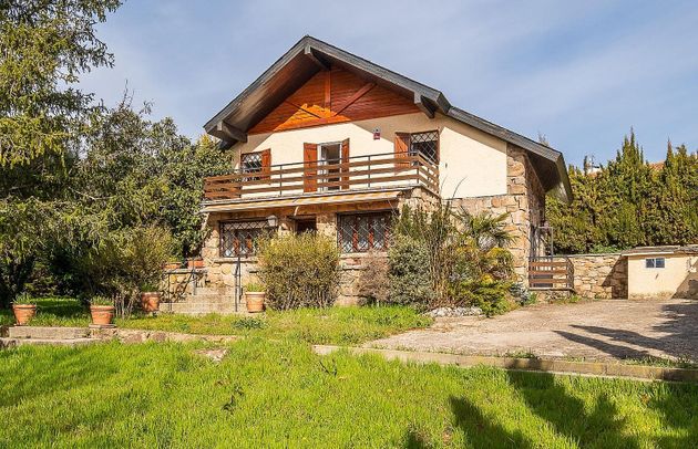 Foto 1 de Xalet en venda a Navacerrada de 5 habitacions amb terrassa i piscina