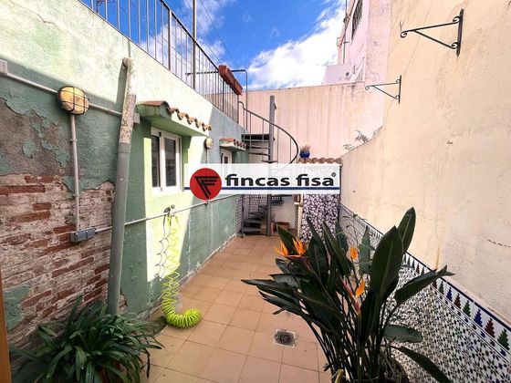 Foto 2 de Casa en venda a Premià de Mar de 3 habitacions amb terrassa i aire acondicionat
