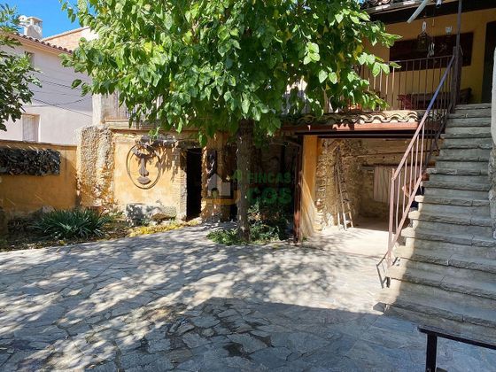 Foto 2 de Casa en venta en Avellanes i Santa Linya, les de 4 habitaciones con terraza y jardín