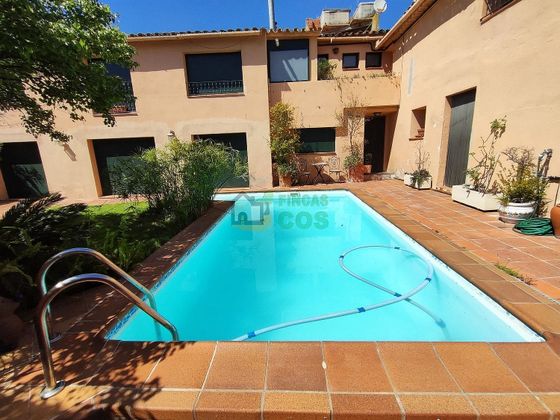 Foto 2 de Xalet en venda a Sentmenat de 7 habitacions amb terrassa i piscina