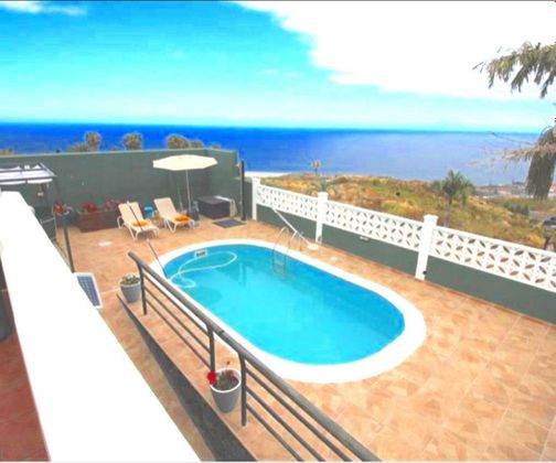 Foto 1 de Xalet en venda a Breña Alta de 4 habitacions amb terrassa i piscina