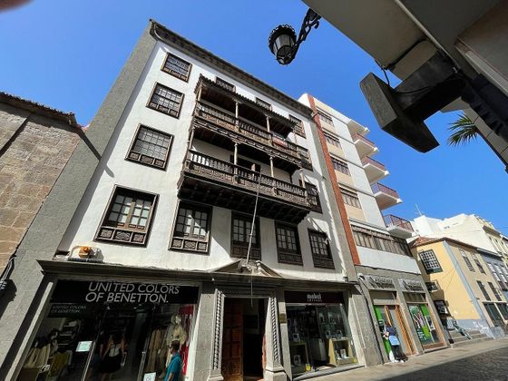 Foto 1 de Piso en venta en Santa Cruz de la Palma de 5 habitaciones con balcón y ascensor