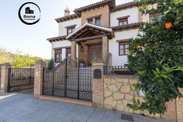 Foto 1 de Casa en venda a Fuente Vaqueros de 3 habitacions amb terrassa i garatge