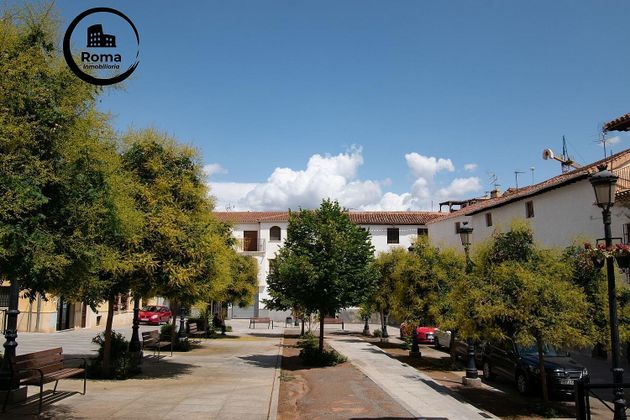 Foto 1 de Xalet en venda a Guadix de 12 habitacions amb piscina i balcó