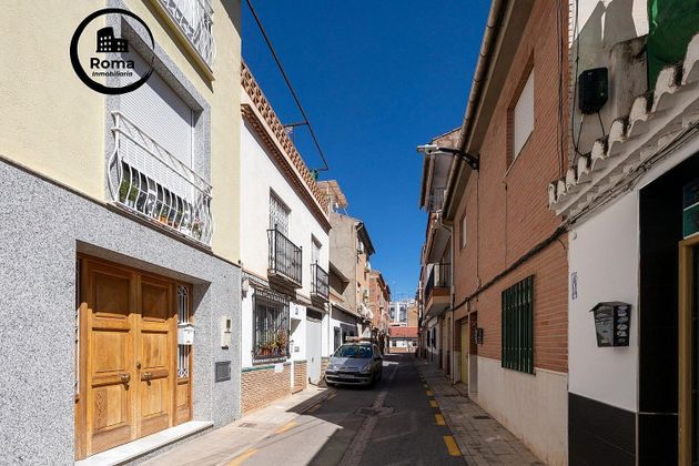 Foto 1 de Casa en venda a Barrio de Zaidín de 3 habitacions amb terrassa i garatge