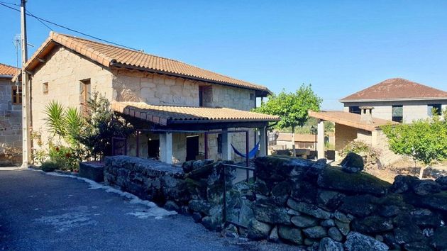 Foto 2 de Venta de chalet en Xinzo de Limia de 3 habitaciones con terraza y jardín