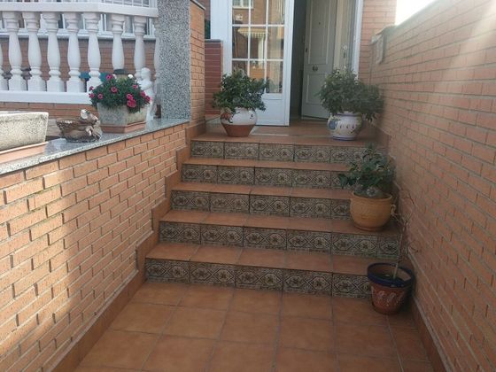 Foto 1 de Xalet en venda a Valdepelayo - Montepinos - Arroyo Culebro de 4 habitacions amb terrassa i piscina