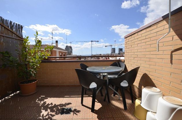Foto 1 de Àtic en venda a Valdeacederas de 4 habitacions amb terrassa i garatge
