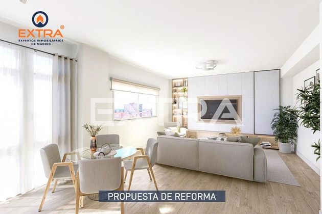 Foto 2 de Piso en venta en Valdezarza de 3 habitaciones con calefacción y ascensor
