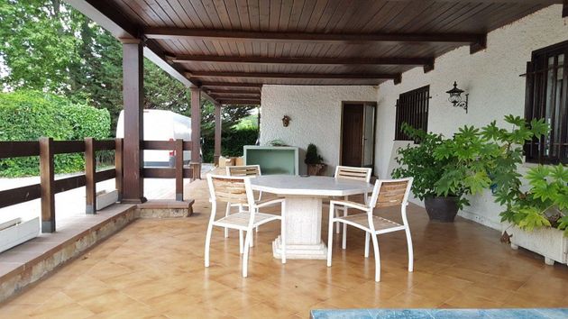 Foto 1 de Xalet en venda a Fuente el Saz de Jarama de 4 habitacions amb terrassa i piscina