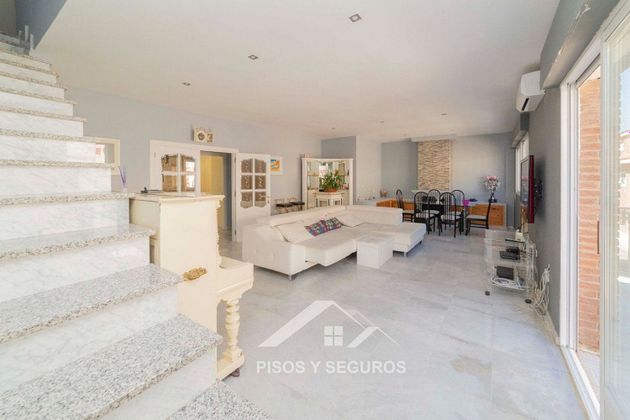Foto 1 de Xalet en venda a Cobeña de 6 habitacions amb terrassa i garatge
