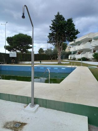 Foto 2 de Pis en venda a paseo Tomillo de 1 habitació amb terrassa i piscina