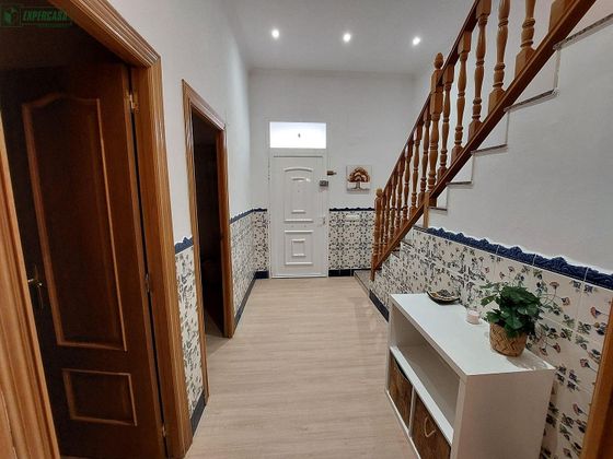 Foto 1 de Casa en venda a Massanassa de 5 habitacions amb terrassa i balcó