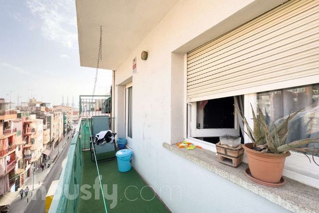 Foto 2 de Piso en venta en La Salut - Lloreda de 3 habitaciones con terraza