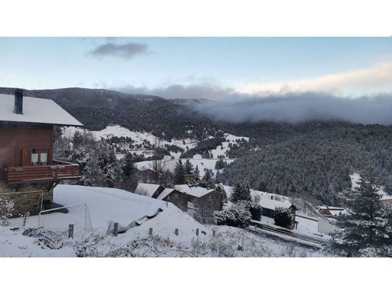 Foto 1 de Venta de casa en Alp de 10 habitaciones y 841 m²