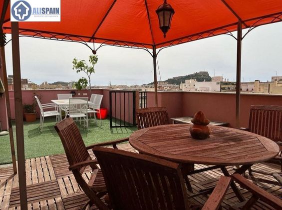 Foto 1 de Àtic en venda a Altozano - Conde Lumiares de 3 habitacions amb terrassa i piscina