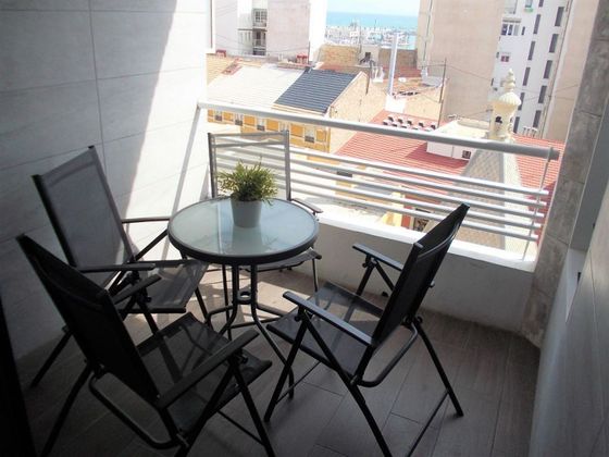 Foto 1 de Pis en venda a Ensanche - Diputación de 2 habitacions amb terrassa i balcó