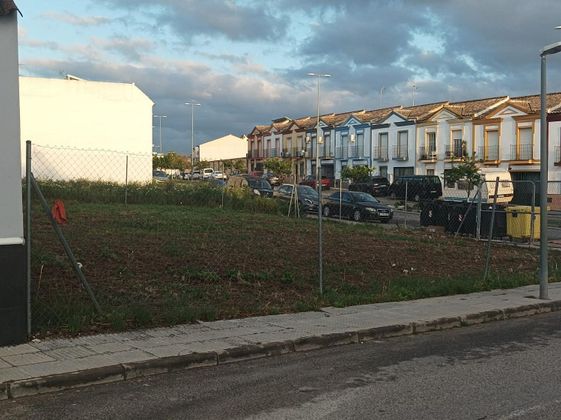 Foto 1 de Venta de terreno en calle Clara Campoamor de 121 m²