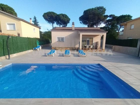 Foto 2 de Casa en venta en Vidreres de 3 habitaciones con terraza y piscina