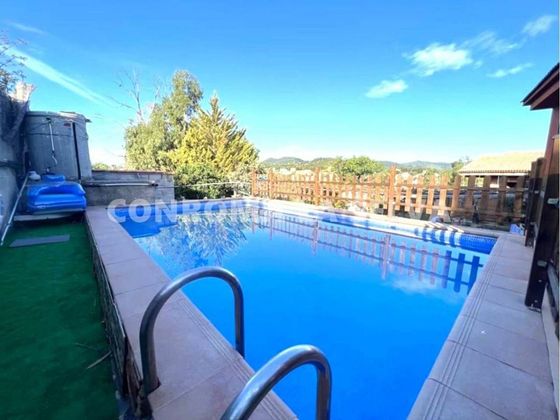 Foto 2 de Casa en venta en Riudarenes de 5 habitaciones con terraza y piscina