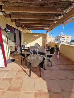 Foto 1 de Alquiler de ático en calle Mar Cantabrico de 1 habitación con terraza y piscina