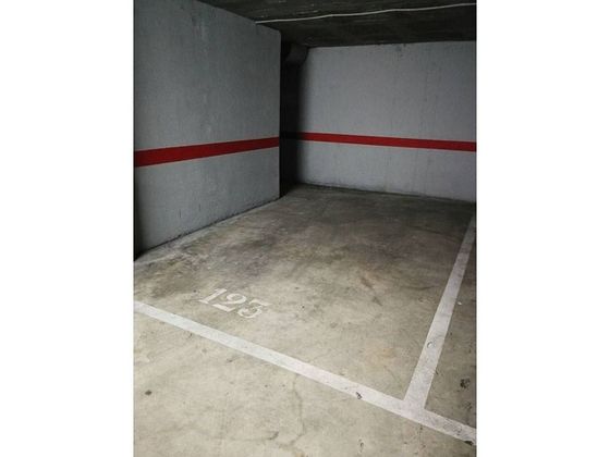 Foto 2 de Garaje en venta en Zona Mercat de 14 m²