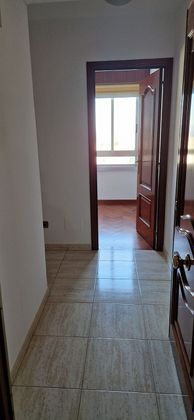 Foto 2 de Pis en venda a ronda De Outeiro de 3 habitacions amb calefacció i ascensor