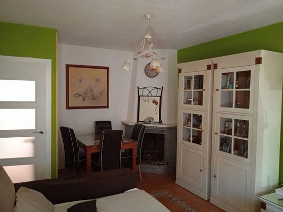 Foto 1 de Casa en venda a Ugena de 4 habitacions amb garatge i jardí