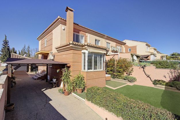 Foto 1 de Casa en venda a calle Levante de 3 habitacions amb terrassa i piscina