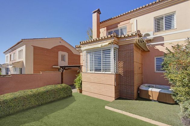 Foto 2 de Casa en venta en calle Levante de 3 habitaciones con terraza y piscina