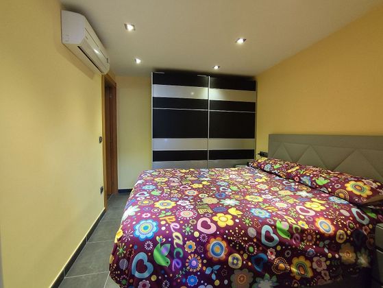 Foto 1 de Piso en venta en Lakua - Arriaga de 1 habitación con terraza y aire acondicionado