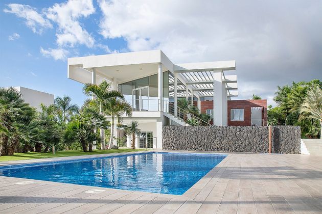 Foto 2 de Venta de casa en Costa Adeje de 7 habitaciones con terraza y piscina