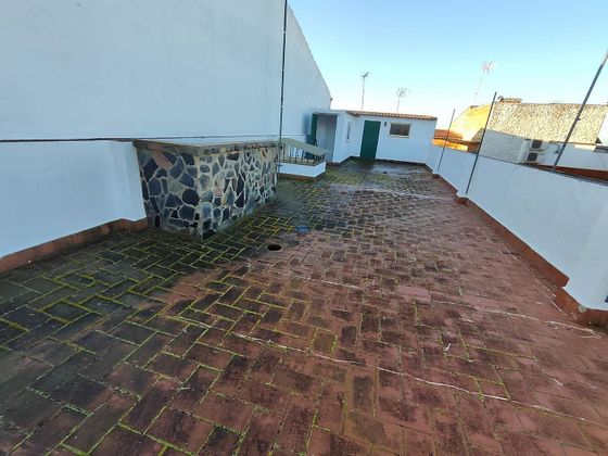 Foto 1 de Casa en venda a calle Cocotero de 3 habitacions amb terrassa i garatge
