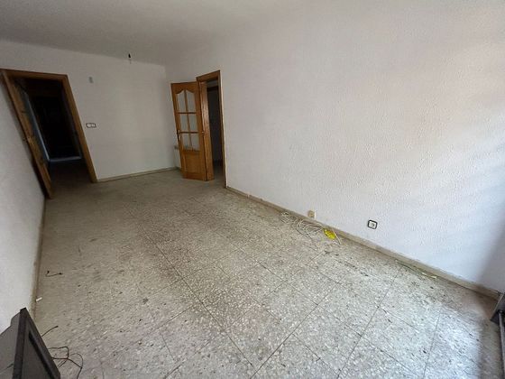 Foto 1 de Pis en venda a Centre - Sant Boi de Llobregat de 3 habitacions amb balcó i aire acondicionat