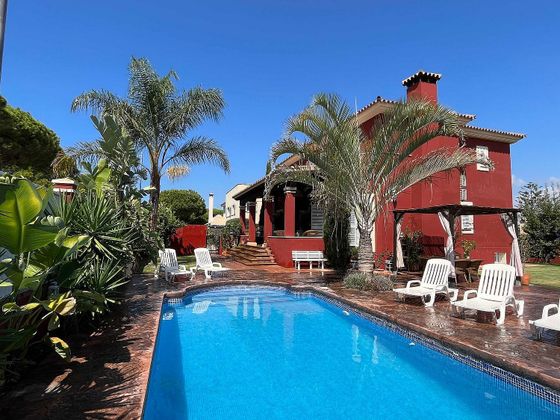 Foto 1 de Alquiler de casa en Vistahermosa  - Fuentebravía de 4 habitaciones con piscina y jardín