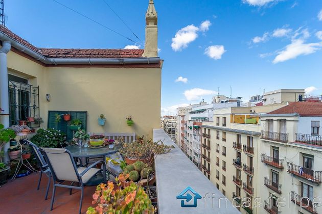 Foto 1 de Ático en venta en calle De Don Ramón de la Cruz de 2 habitaciones con terraza y aire acondicionado