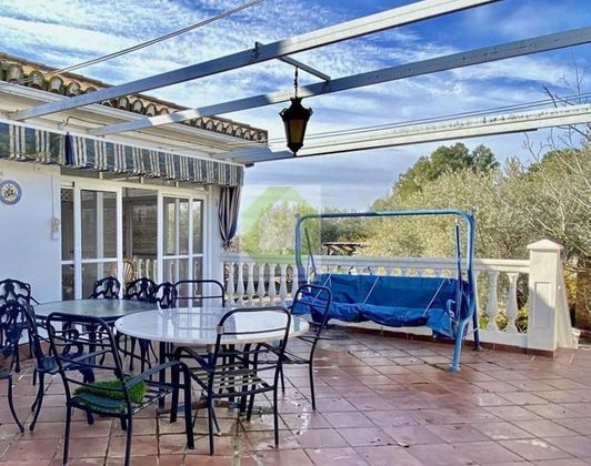 Foto 1 de Venta de casa en Atarfe de 6 habitaciones con terraza y piscina