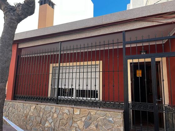 Foto 1 de Casa en venda a Playa del Cura de 3 habitacions amb terrassa i garatge