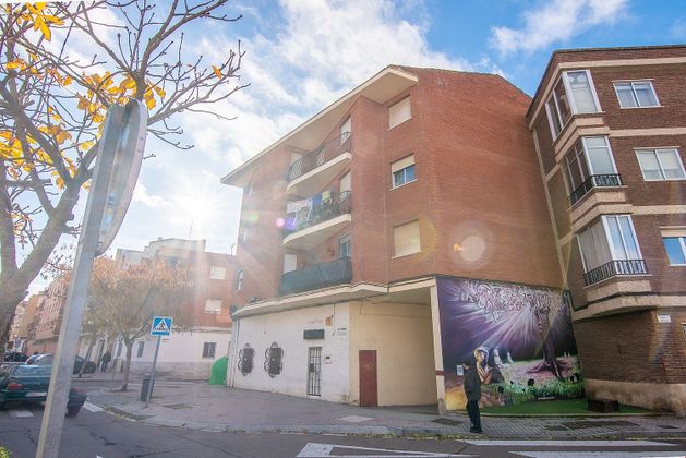 Foto 1 de Piso en venta en calle Herederos López de 4 habitaciones con balcón y calefacción
