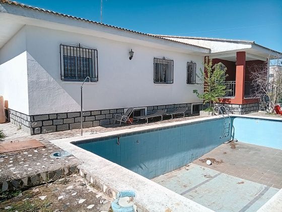 Foto 2 de Xalet en venda a Viso de San Juan (El) de 6 habitacions amb terrassa i piscina