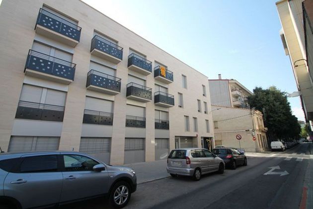 Foto 2 de Dúplex en venda a calle Jovellanos de 3 habitacions amb terrassa i garatge