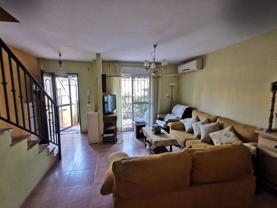 Foto 1 de Venta de casa en Algarrobo de 4 habitaciones con terraza y garaje
