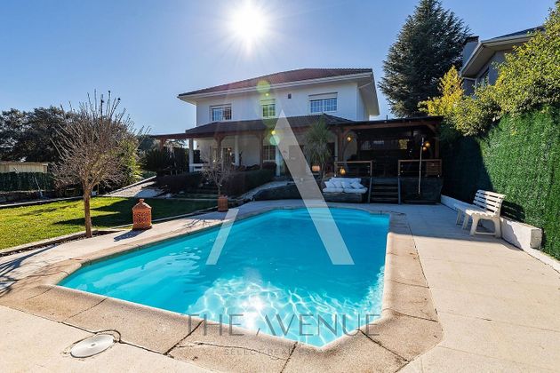 Foto 1 de Xalet en venda a La Cabaña de 6 habitacions amb terrassa i piscina