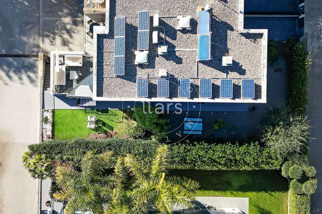 Foto 1 de Casa en venda a El Palau - Escorxador de 5 habitacions amb terrassa i piscina